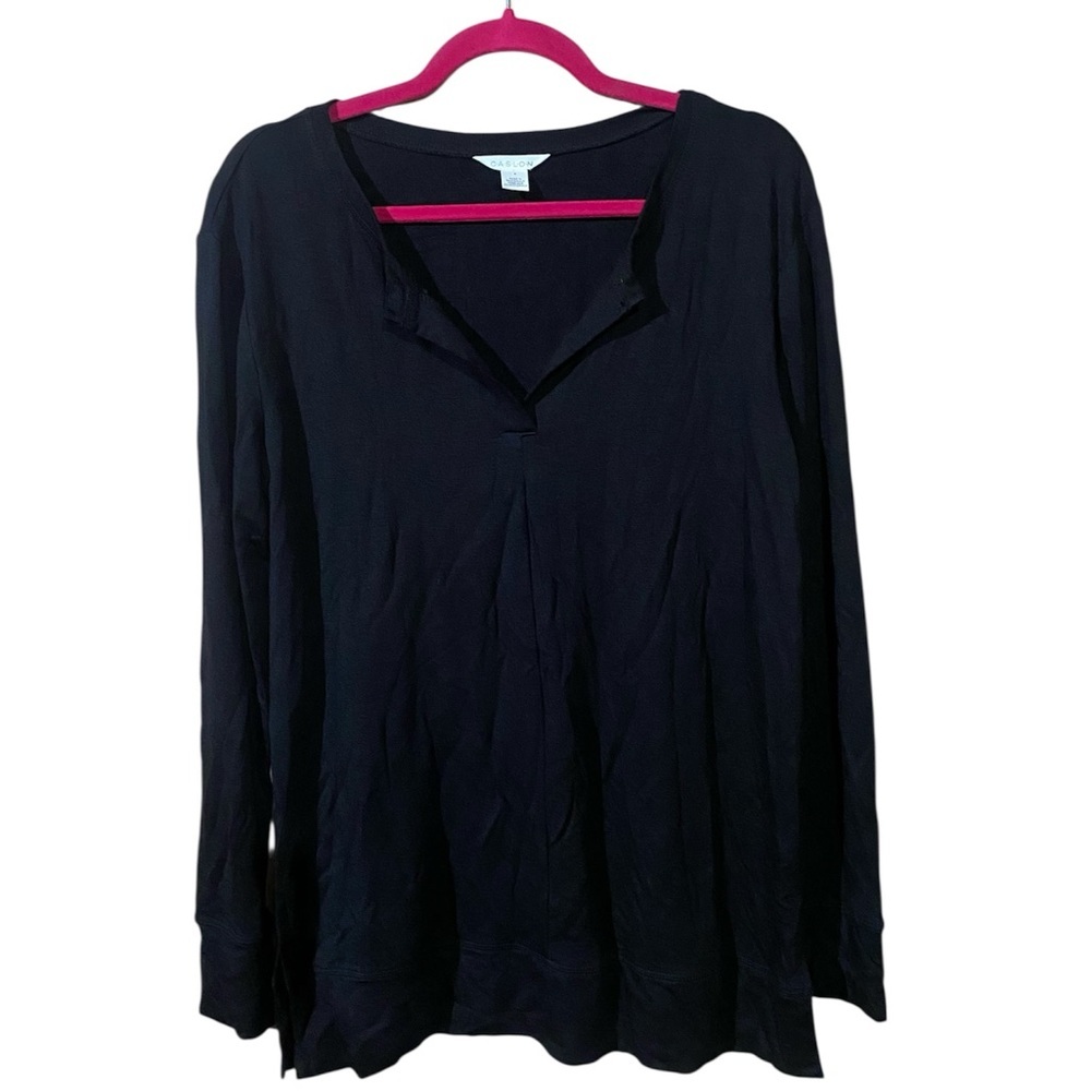 Caslon Women’s Basic Relaxed V-neckline Black Long Sleeve Small NWT